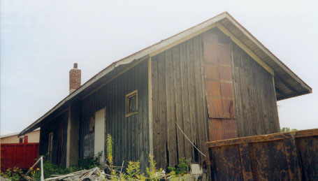 Ex-PM wooden depot from McGregor, MI